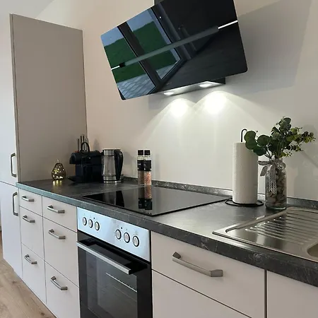 Feelgood 57, Schoenes In Magdeburg-cracau, Inklusive Parkplatz Und Netflix, Nur 1,8 Km Von Getec-arena Und Stadion Entfernt